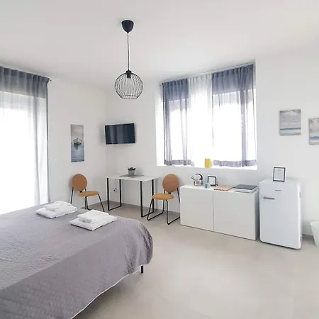 Mediterranea - Seaview, Pool & Garden *