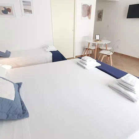 Apartment Mediterranea - Seaview, Pool & Garden *