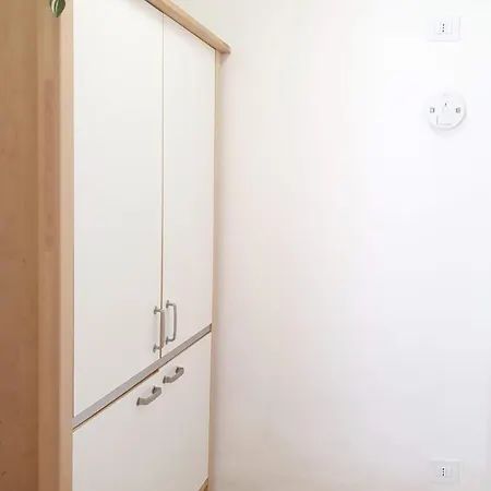 Apartment Mediterranea - Seaview, Pool & Garden Bari
