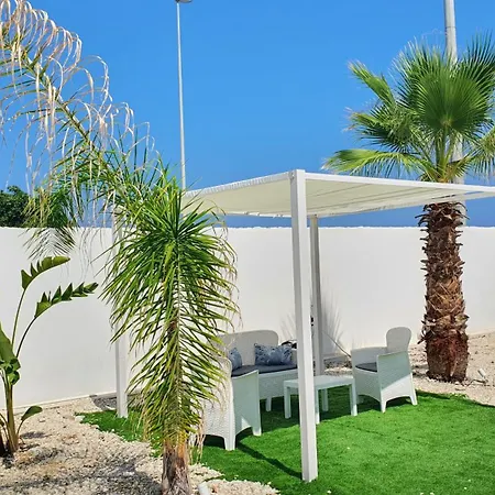 Apartment Mediterranea - Seaview, Pool & Garden *