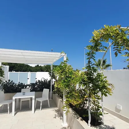 Mediterranea - Seaview, Pool & Garden * Bari
