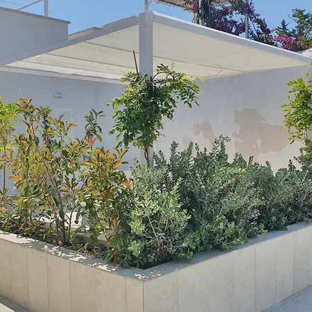 Apartment Mediterranea - Seaview, Pool & Garden