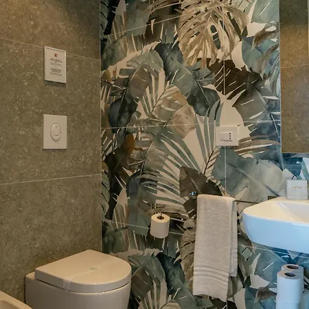 Mediterranea - Seaview, Pool & Garden 아파트 바리