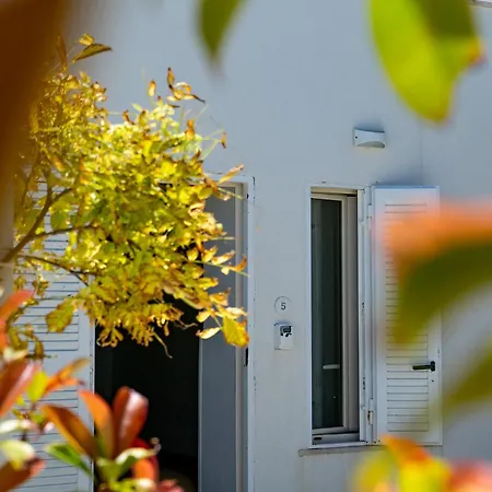 Mediterranea - Seaview, Pool & Garden Apartamento *