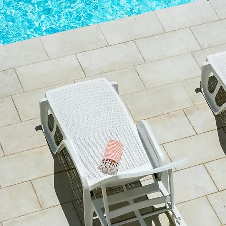 Apartamento Mediterranea - Seaview, Pool & Garden *