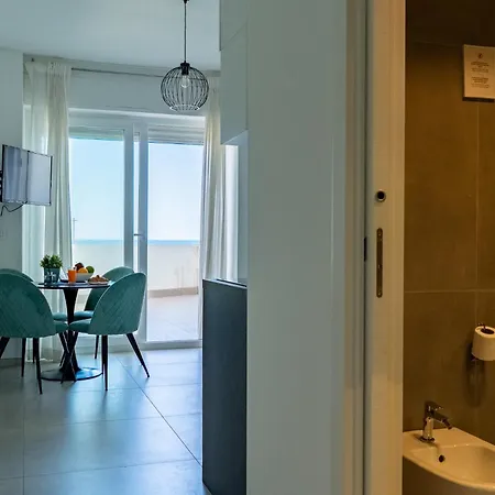 公寓 Mediterranea - Seaview, Pool & Garden
