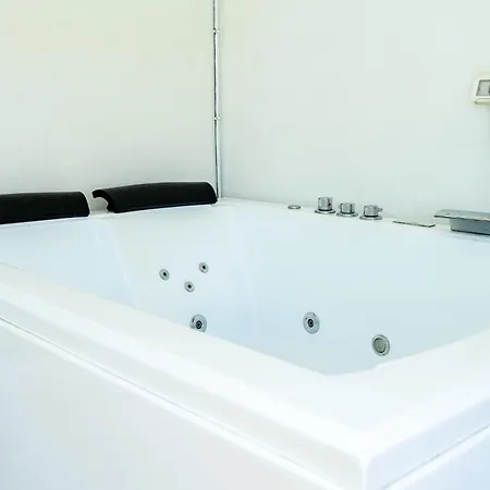 公寓 Mediterranea - Seaview, Pool & Garden 巴里