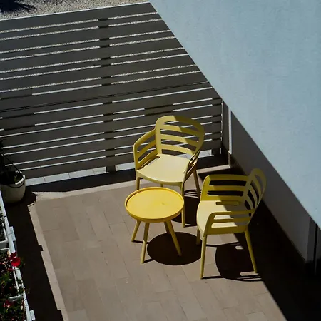 Apartamento Mediterranea - Seaview, Pool & Garden *