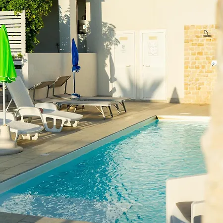 Apartamento Mediterranea - Seaview, Pool & Garden *