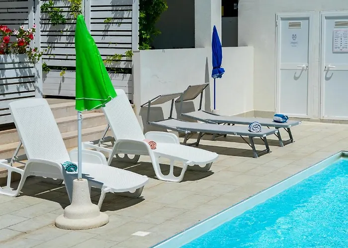 Mediterranea - Seaview, Pool & Garden * Bari