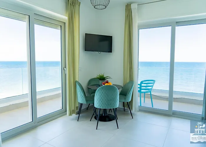 Appartamento Mediterranea - Seaview, Pool & Garden