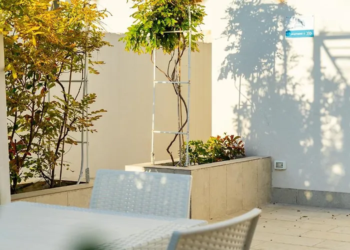 Appartamento Mediterranea - Seaview, Pool & Garden *