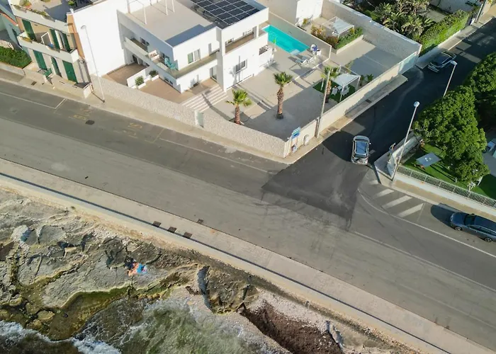 Mediterranea - Seaview, Pool & Garden Appartamento