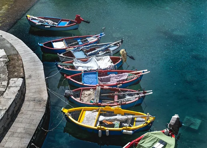 Mediterranea - Seaview, Pool & Garden Appartamento